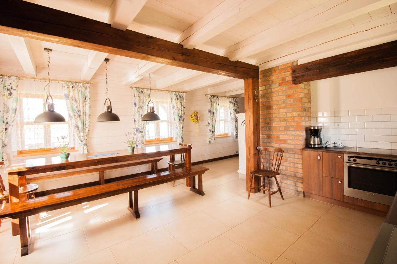 Holiday House Folwark Jelen Poniklica Exterior foto